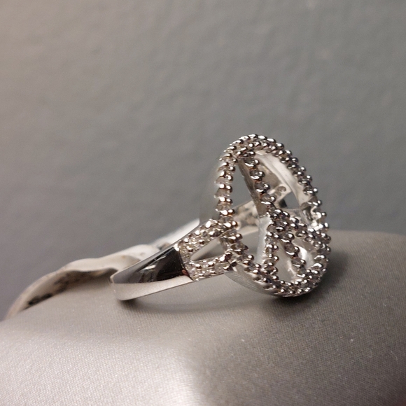 Sterling Silver 1/4cttw Diamond Peace Sign Ring NWT - Picture 5 of 8